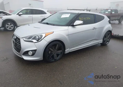 2015 Hyundai Veloster Turbo z USA, uszkodzony, nr VIN KMHTC6AE0FU227333